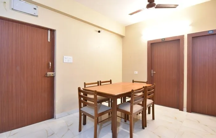 hotel stay in hotel amar raj inn kolkata