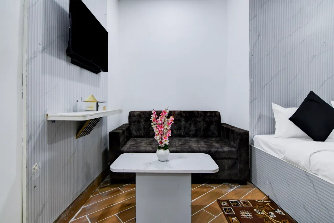 short stay hotels in hotel dream world beleghata kolkata