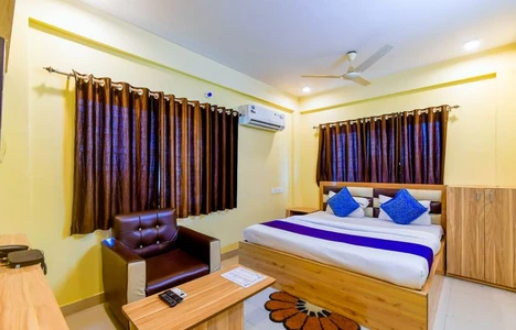 hotel near kolkata airport - hotel garden eden