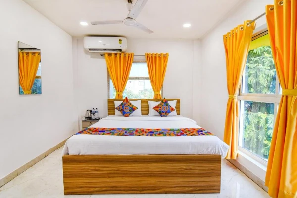 group holiday hotels in hotel hazra inn kolkata