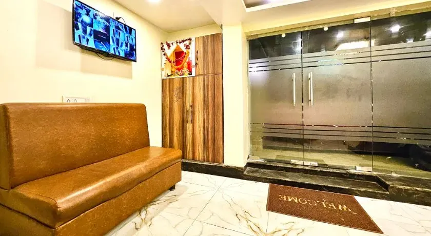 hotel with gym in kalikapur, kolkata - hotel ketan inn