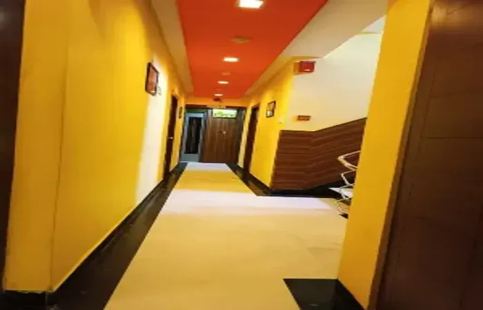 hotels for unmarried couples in hotel mulberry kolkata