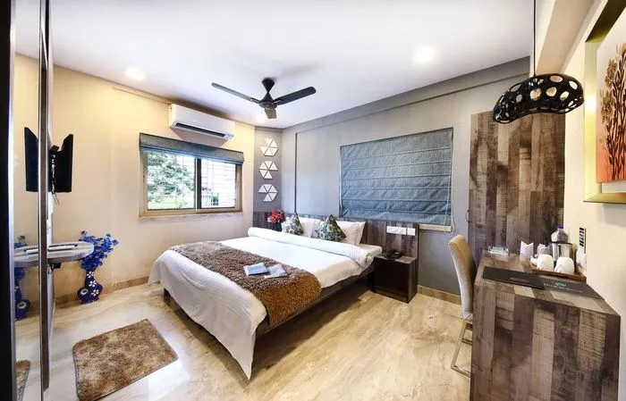 hotel with bar in kasba, kolkata - hotel narayani enclave