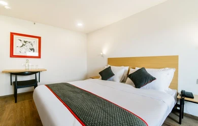 hotels for few hours in hotel pearl tree express kolkata