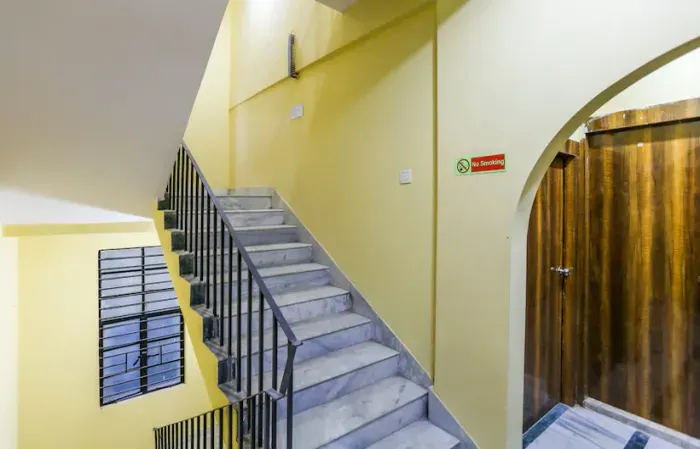 hotel with swimming pool in kaikhali, kolkata - hotel red velvet classic