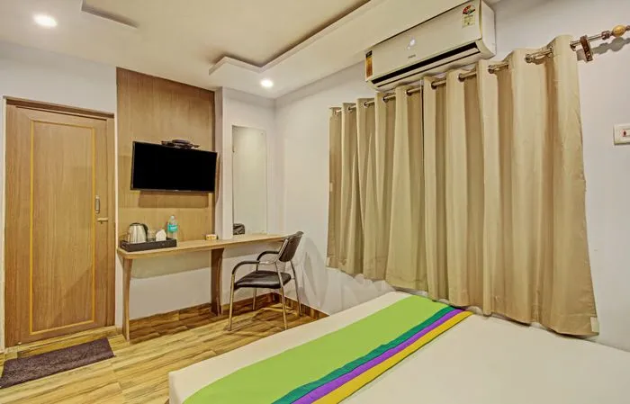 star hotels in hotel royal crowne kolkata