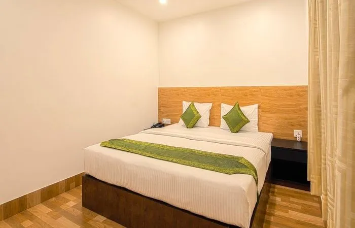 best luxury hotel in hotel saini inn kolkata