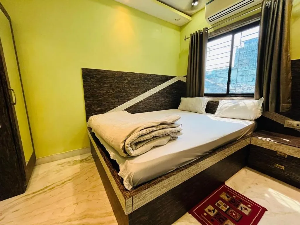 hotel with bar in taltala, kolkata - hotel sidra