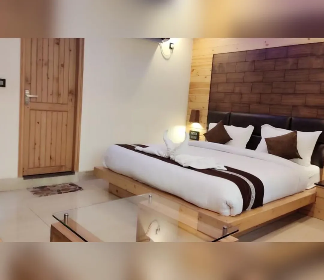 hotels for few hours in hotel skyking kolkata