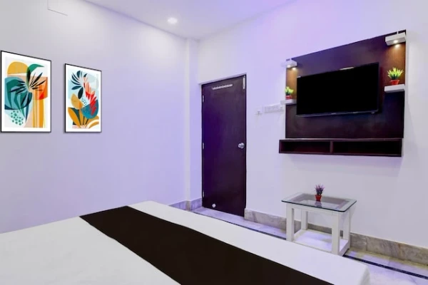 hotel with swimming pool in kasba, kolkata - hotel stay inn