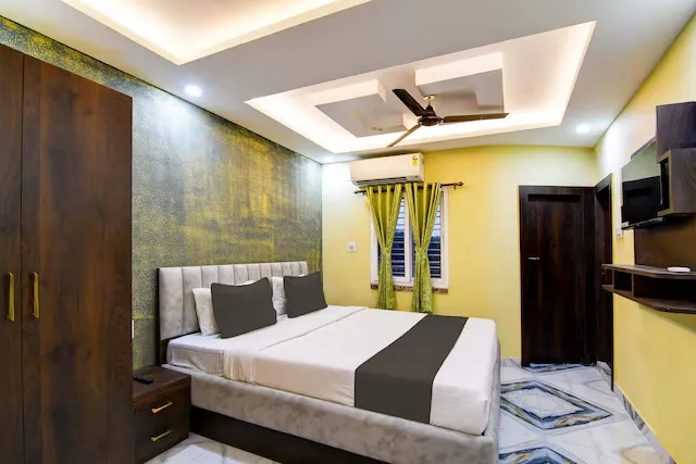 day stay hotels in hotel the crown kolkata