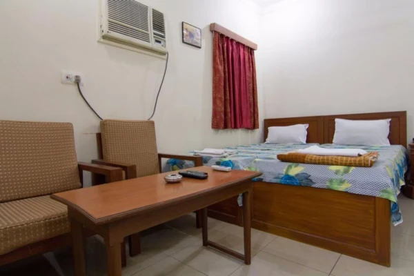 family hotel with pool in kalighat, kolkata - hotel venkateshwara