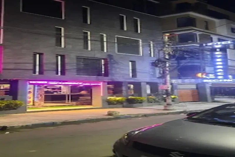 best hotels in hotel victerrace regency kolkata