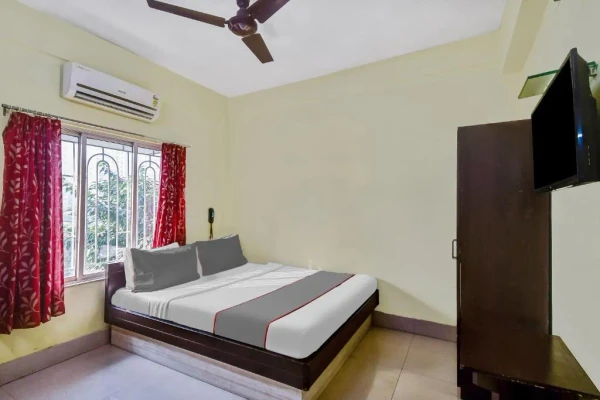 Hotel with meeting room in mukundapur, kolkata - kabita guest house