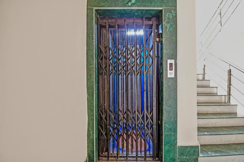 hotels for unmarried couples in kabita guest house kolkata