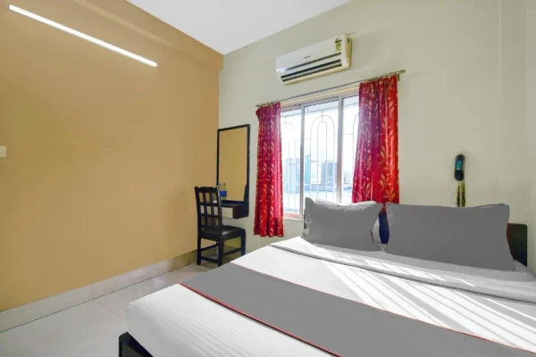 Hotel with bar in mukundapur, kolkata - kabita guest house