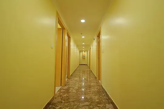 best business hotels in lotus hotel and banquet kolkata