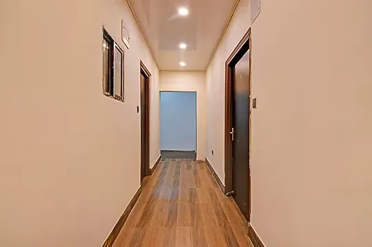 best hourly stay hotels in lucky homes kolkata
