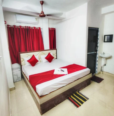 hotel near kolkata railway station - om shanti guesthouse