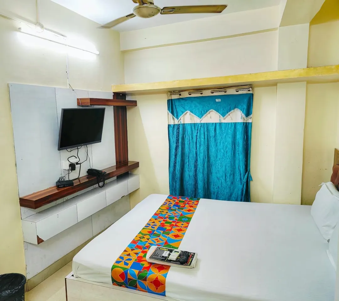 best cheap hotels in om shanti guesthouse kolkata