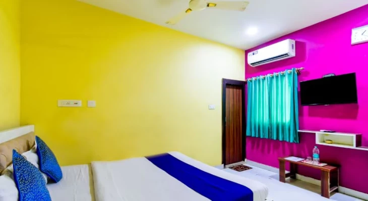 hotels for couple in pallyshree guest house kolkata