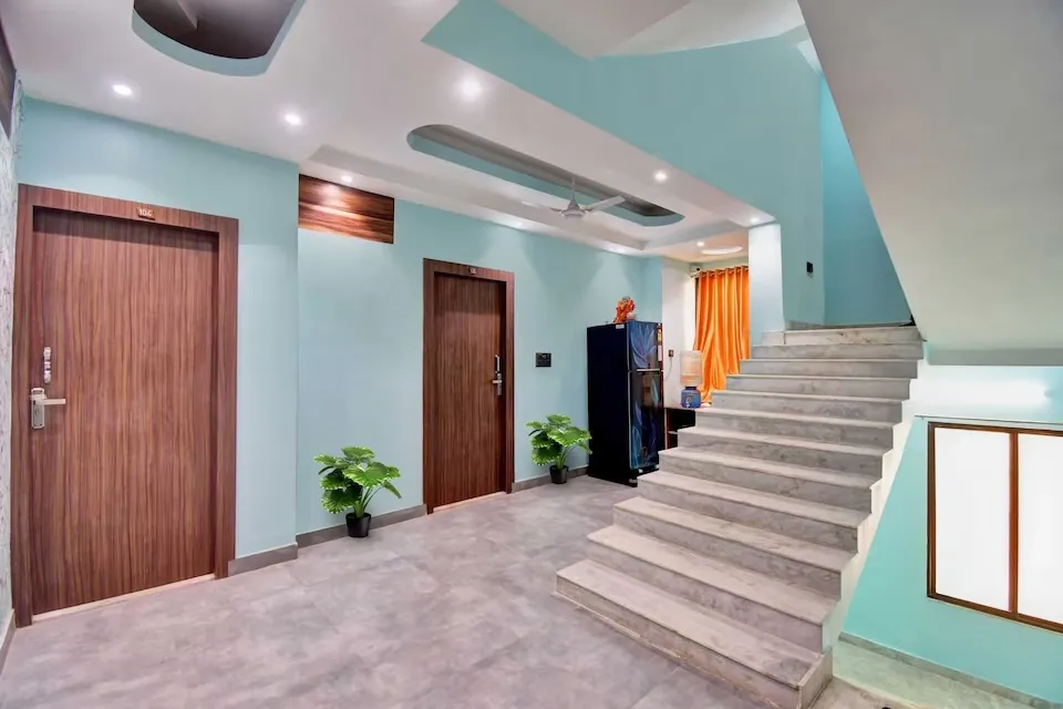 best corporate hotels in redwood plaza kolkata