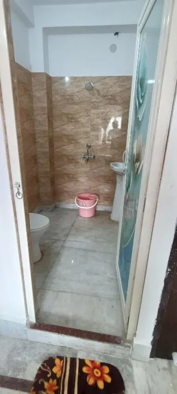 24 hours check in hotels in regencyy guest house kolkata