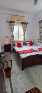 hotel with gym in mukundapur, kolkata - regencyy guest house