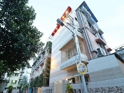 3 star hotel in tagore park, kolkata - sanjoy guest house