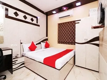 hotel room booking in tagore park, kolkata - sanjoy guest house