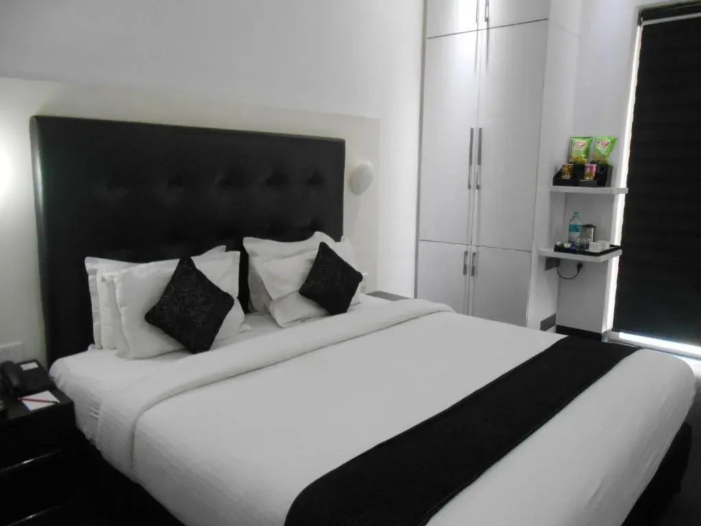 hotel room booking in salt lake, kolkata - sapphire comforts