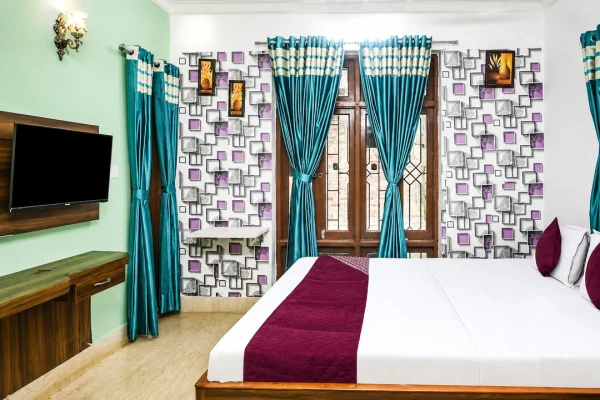 family hotel with pool in newtown road, kolkata - shraddha residency 2