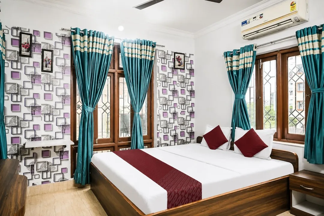 couple hotels in shraddha residency 2 kolkata