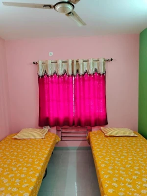best hourly hotel in starlight guest house kolkata