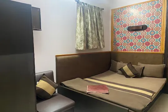 hotel with swimming pool in bhowanipore, kolkata - the kei suites kolkata