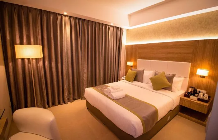 budget hotels in the maureen kolkata