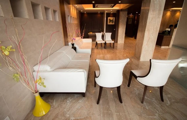 best hotels in the maureen kolkata