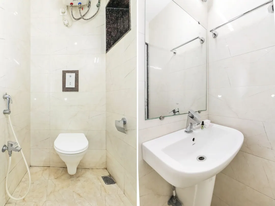 hotels for unmarried couples in the oval rooms kolkata