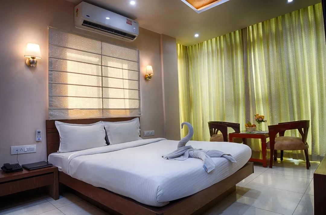 best business hotels in the oval rooms kolkata
