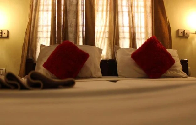 Homestay with Campfire in vizhinjam, kovalam - arabian sea palace