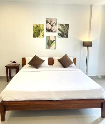 hotel near kovalam railway station - palace guest house