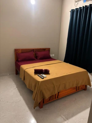 homestay in raja road, kovallam below 1000 - md couple stay