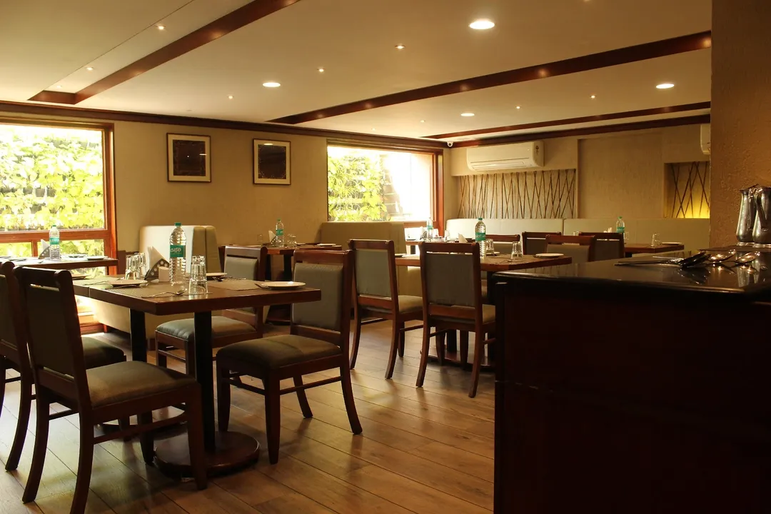 hotel stay in keys select by lemon tree hotels malabar gate kozhikode