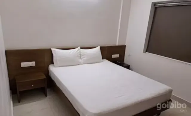 hotel with swimming pool in chalappuram, kozhikode - metro tower