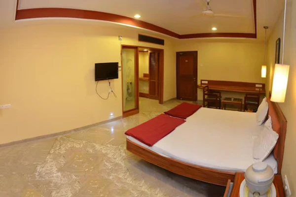 hotel with gym in valayapettai, kumbakonam - hotel rayas annexe 1