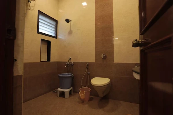 hotel with gym in valayapettai, kumbakonam - hotel rayas annexe 1