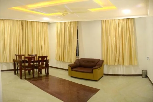 hotel with banquet hall in valayapettai, kumbakonam - hotel raya's