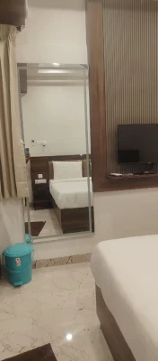 hotel with gym in thiruvisanallur, kumbakonam - the royal retreat