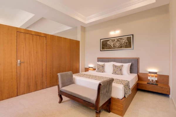 hotel near kumbhalgarh airport - lemon tree resort kumbhalgarh