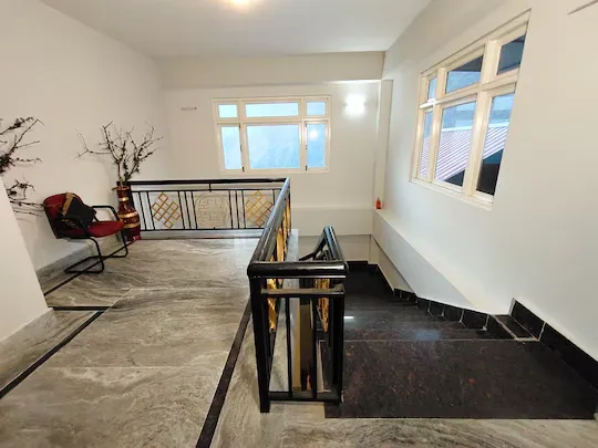 hotel with meeting room in katao road, lachung - jaingroup lachung eyes